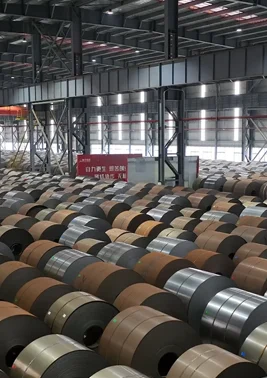 Tôles et Bobines d'acier laminé à chaud, décapé et huilé